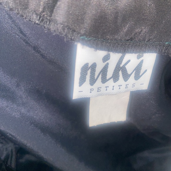 Nikki Velvet SZ 6P 2 picks comes with a bolero jacket NWT 1980s - Picture 6 of 8